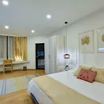 Cartagena Suites By Lifeafar